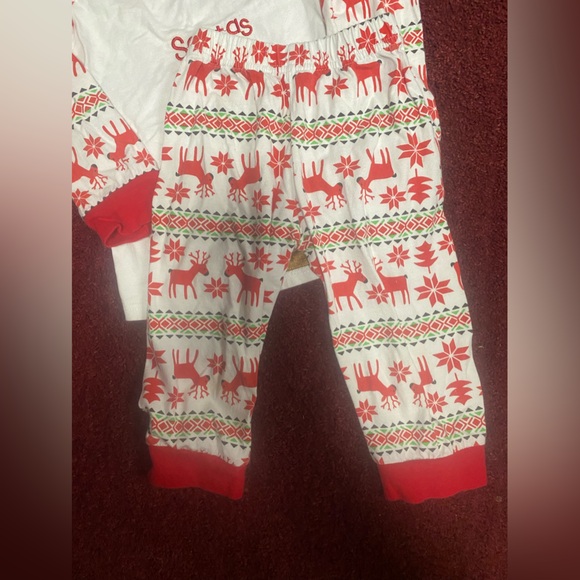 Gold treasure Christmas unisex pjs bogo - Picture 4 of 5